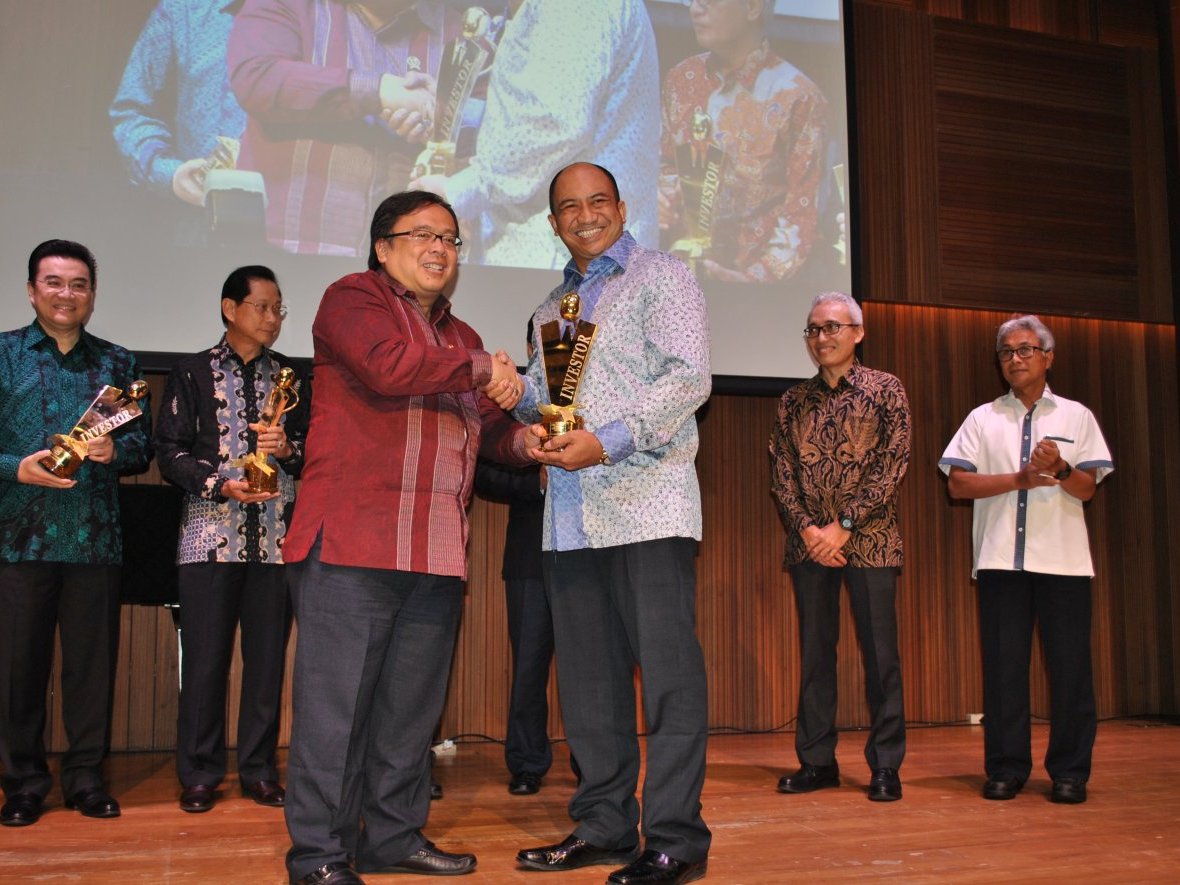 Direktur Utama MTF Ignatius Susatyo Wijoyo Raih Penghargaan Top Executive of Multifinance Company 2015