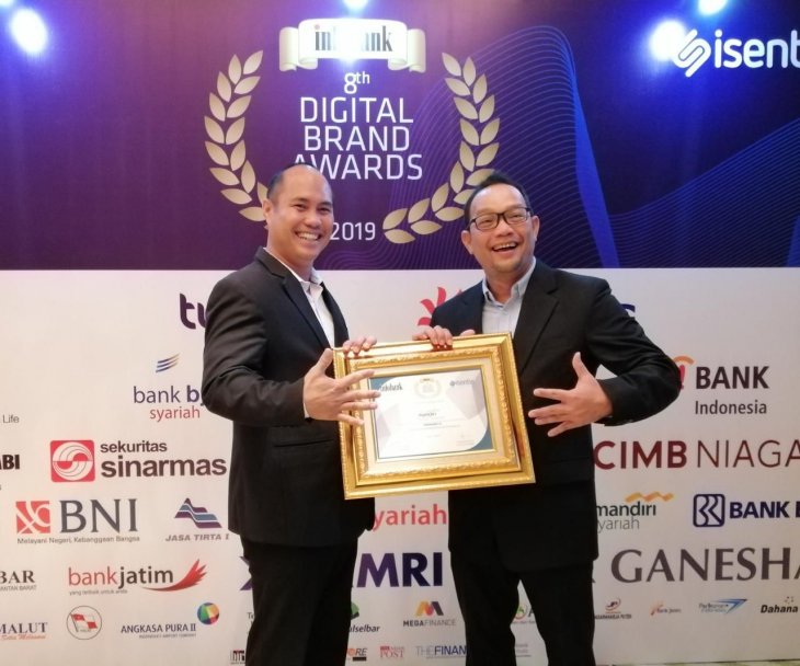 Mandiri Tunas Finance Wins 2019 Digital Brand of the Year Award