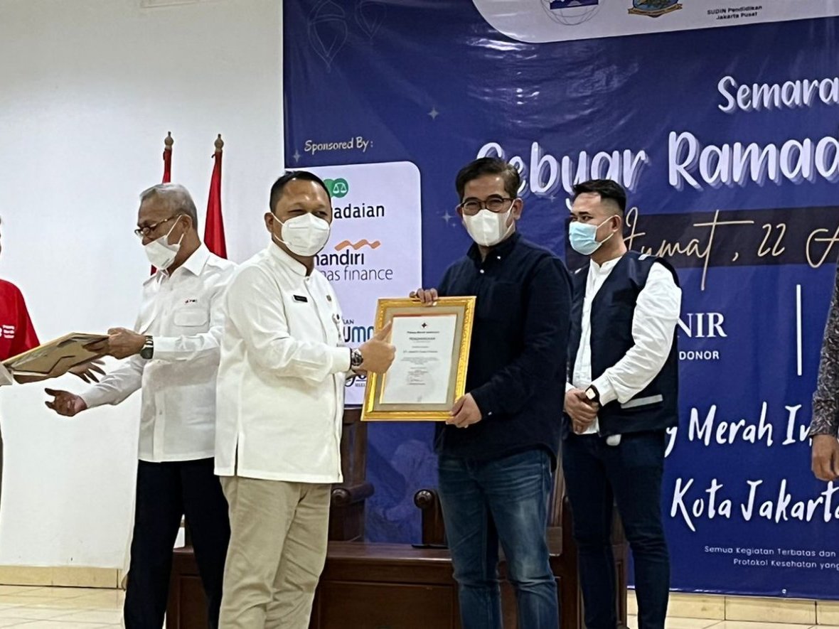 Collaborating with the Indonesian Red Cross, Mandiri Tunas Finance Holds a Blood Donation Event and Various Series of CSR Ramadhan Events 2022