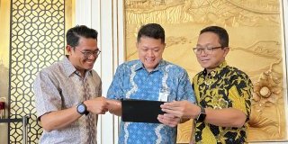Indonesia Satu7an Persembahan Mandiri Tunas Finance Untuk Indonesia