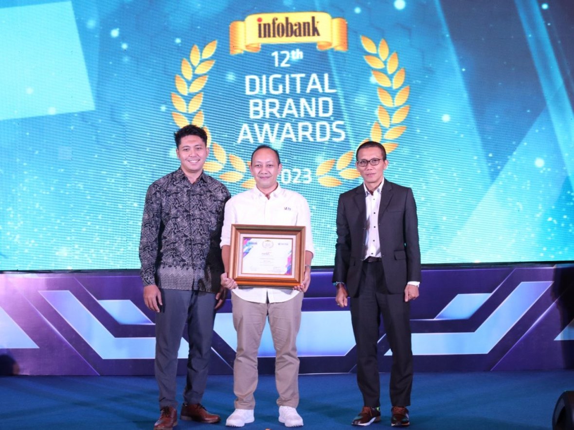 Mandiri Tunas Finance Successfully Won Corporate Brand in the Prestigious 12th Infobank Digital Brand Awards 2023